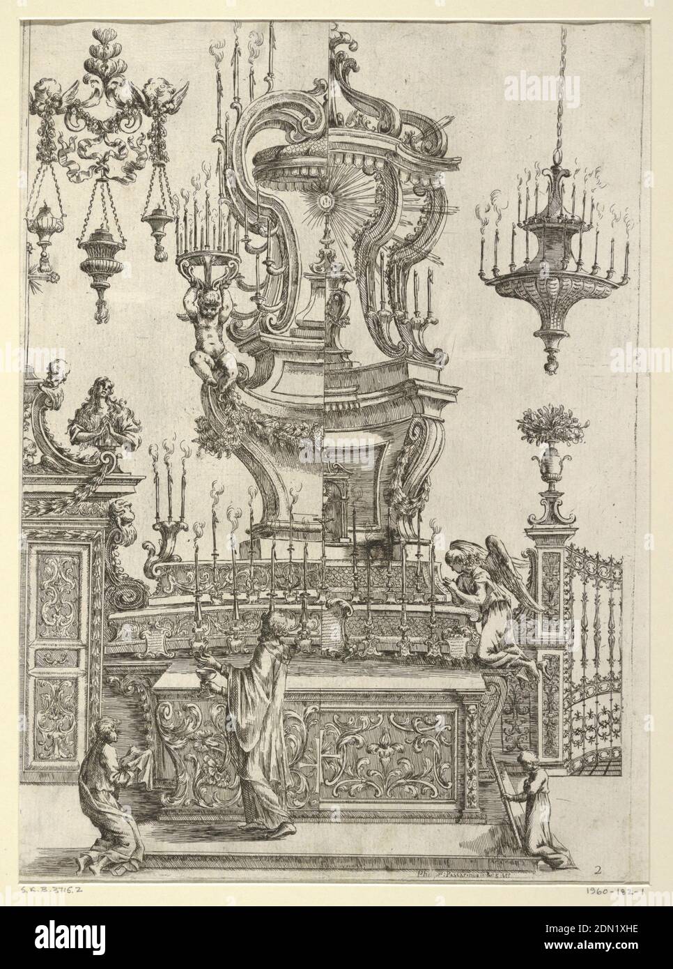 Entwurf für einen Altar, Tafel 2 von 'Nuove Inventioni d'Ornament...', Filippo Passarini, 1636–1698, Gravieren auf gedecktem Papier, ein Altar mit hohem architektonischen Überbau, in abwechselnder Andeutung, flankiert von Sanktuarlampen, und links ein Eingang. Es wird ein Priester gezeigt, der die Messe zelebriert, die von einem Akolyten und einem Verehrer belegt wird., Rom, Italien, 1698, Architektur, Innenräume, Print Stockfoto