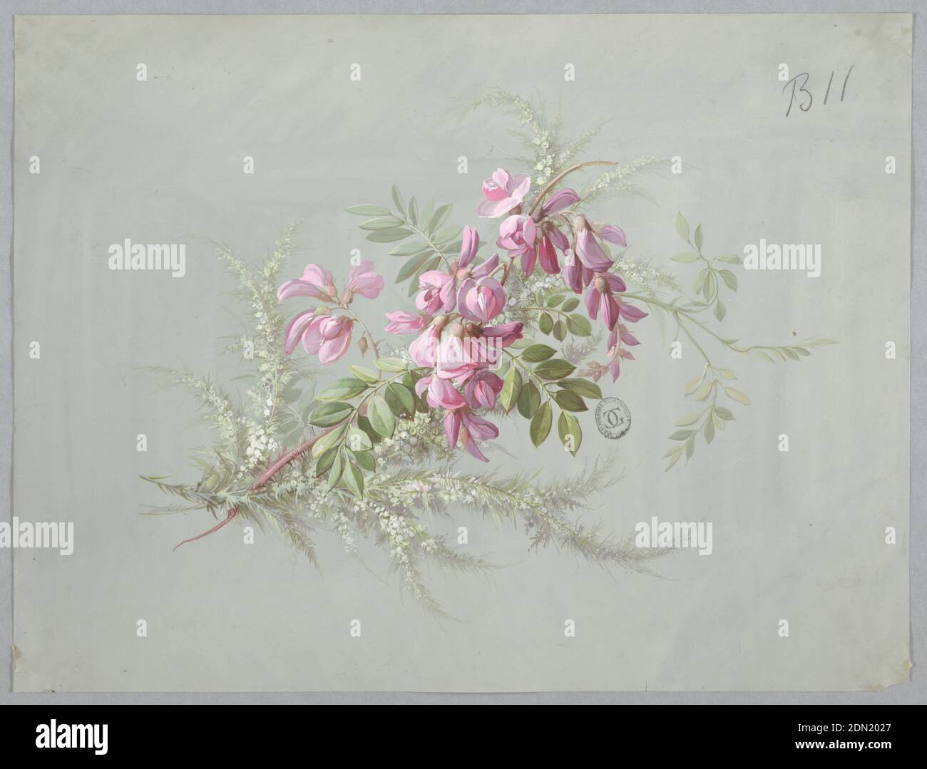Design für Tapeten und Textilien: Blumen und Vögel, Pinsel und Gouache auf cremefarbenem Papier, Zweig rosa Blüten und Blätter diagonal ausgerichtet, oben rechts. Auf hellgrauem Boden., Frankreich, 19. Jahrhundert, Tapetenentwürfe, Zeichnung Stockfoto