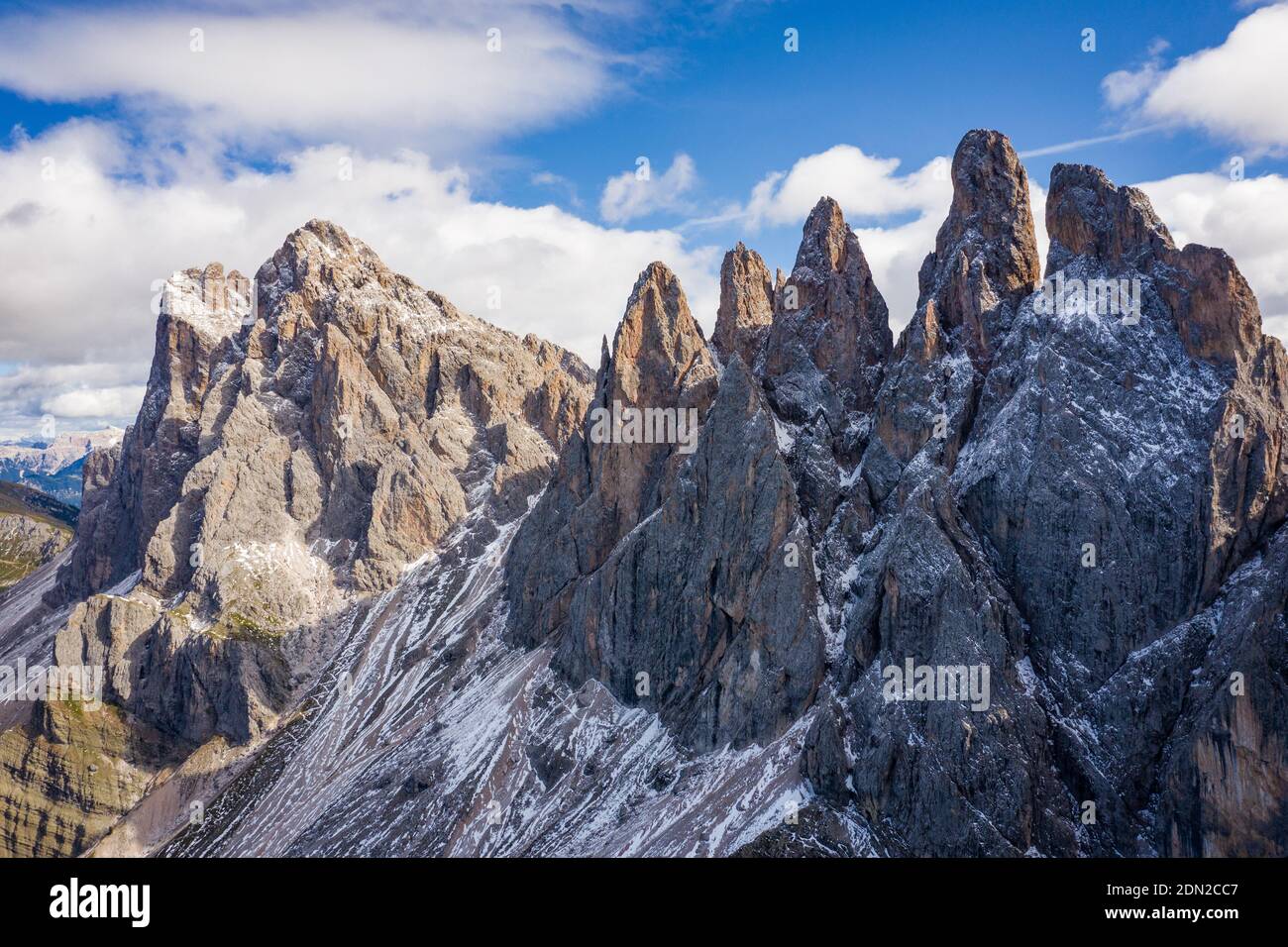 Blick auf die Gipfel der geisler-Gruppe Stockfoto