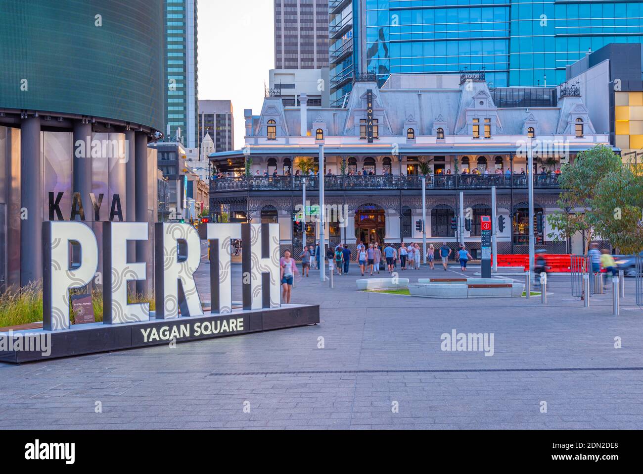 PERTH, AUSTRALIEN, 19. JANUAR 2020: Blick auf den Yagan-Platz in Perth, Australien Stockfoto