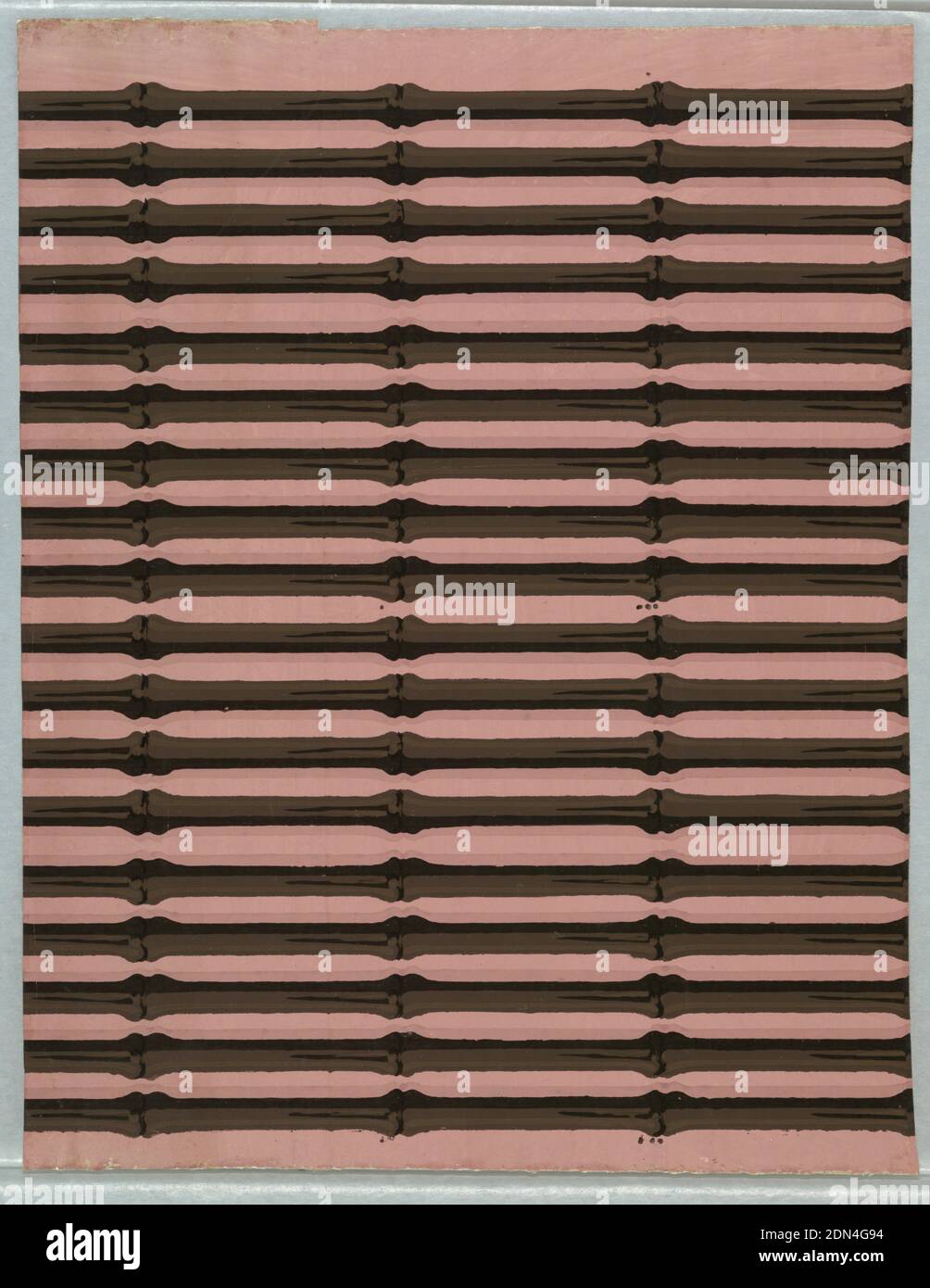 Bordüren, Blockdruck auf handgefertigtem Papier, schwarze parallele Bambusstreifen auf rosa Boden. Zwei Ränder zu einer Breite. Die Schattierung der Streifen ändert die Richtung ungefähr auf halbem Weg über jede Grenze., England, 1820–22, Wandverkleidungen, Bordüren Stockfoto