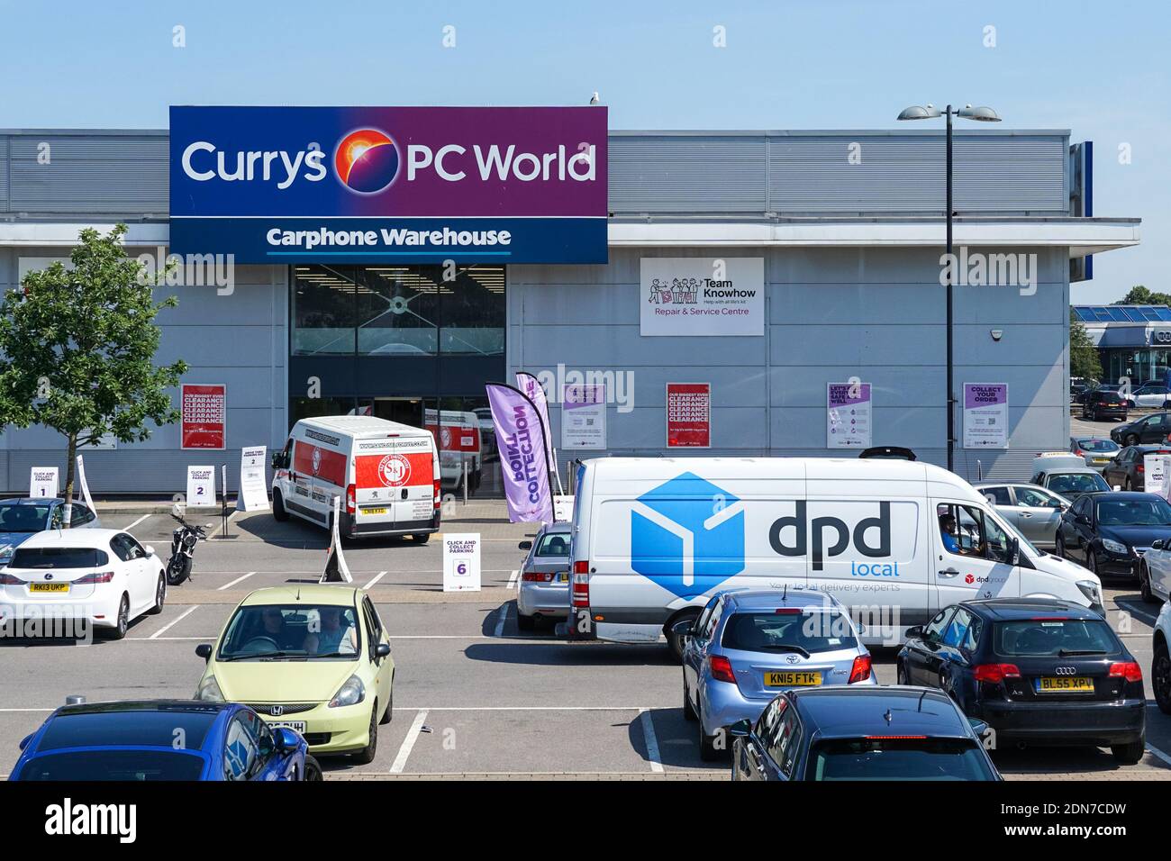 Currys PC World Store im Cork Tree Retail Park in Chingford, London England Vereinigtes Königreich Großbritannien Stockfoto