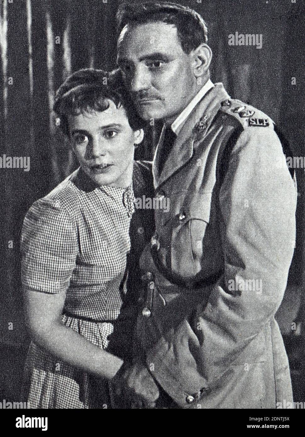 Filmstill aus "The Heart of the Matter" mit Maria Schell, Trevor Howard, Elizabeth Allan und Denholm Elliott. Stockfoto