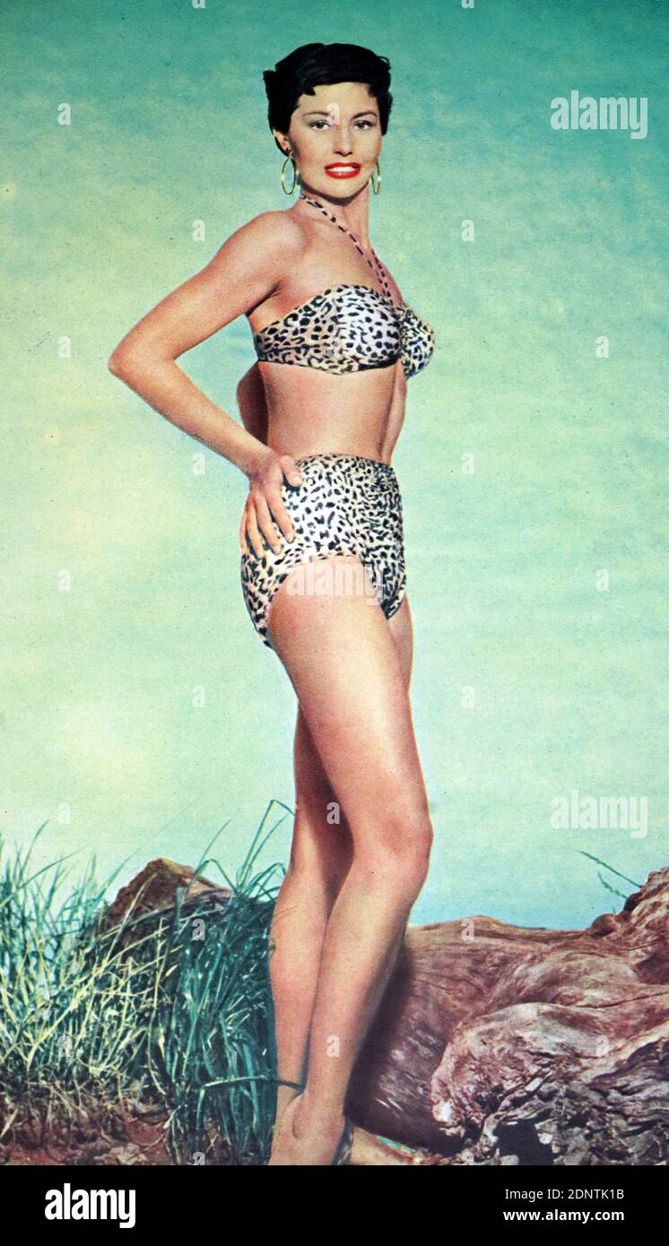 Foto von Cyd Charisse (1922-2008), einer amerikanischen Tänzerin und Schauspielerin. Stockfoto