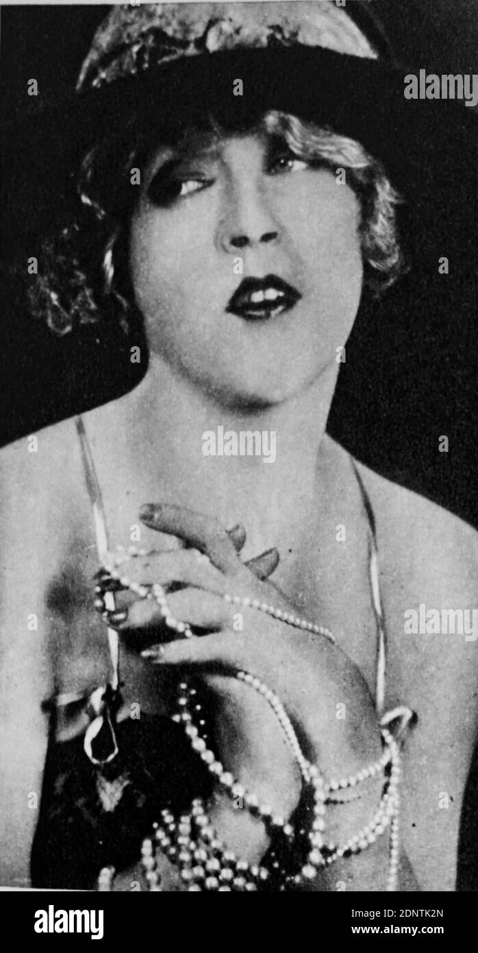 Filmstill von Greta Garbo (1905-1990) und Antonio Moreno (1887-1967) aus 'The Temptress'. Stockfoto