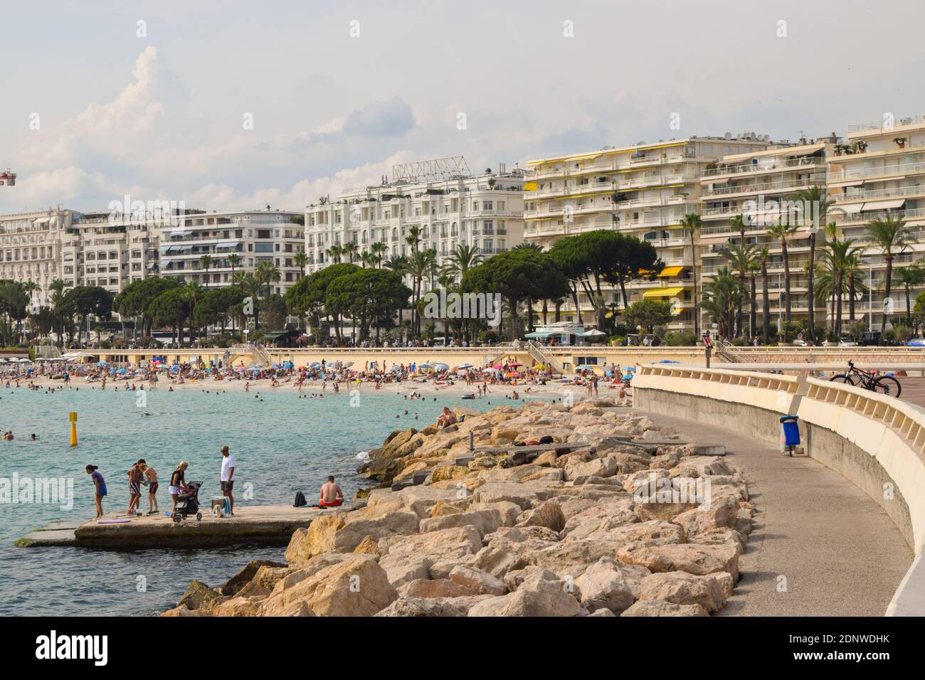 La Croisette, Strand und Küste, Cannes, Französische Riviera Stockfoto