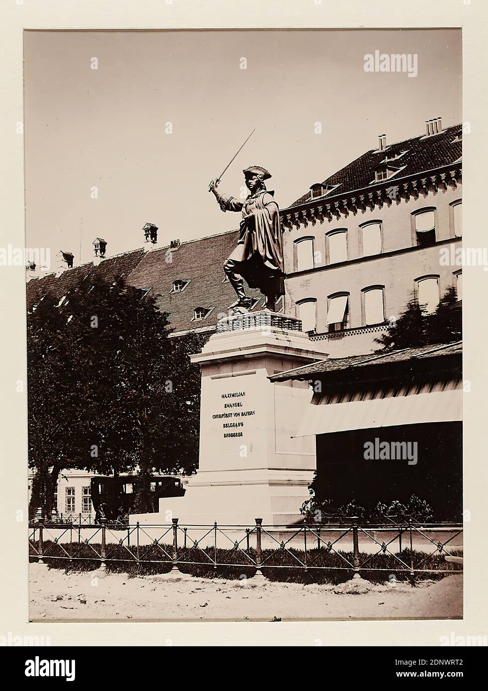 Max emanuel denkmal Fotos und Bildmaterial in hoher Auflösung Alamy