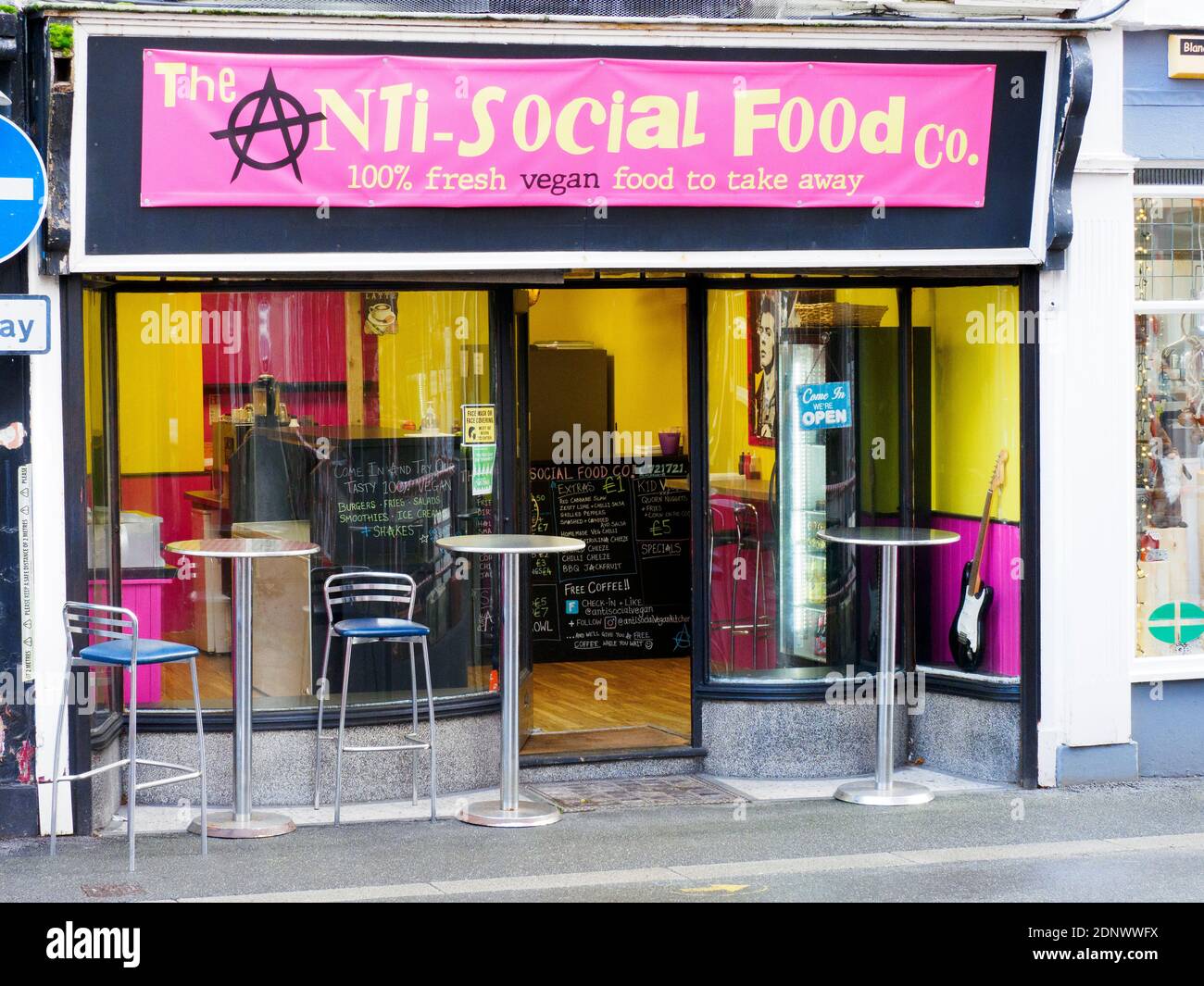 The Anti-Social Food Co. Ein veganes Take Away Restaurant, Bideford, Devon, Großbritannien Stockfoto