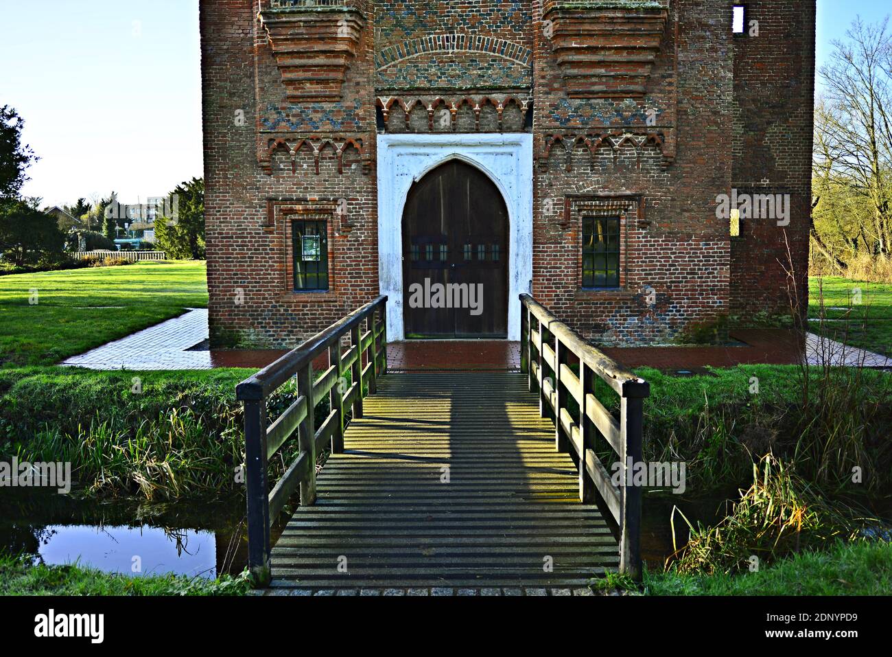 Rye House Torhaus, Brücke und Graben Stockfoto