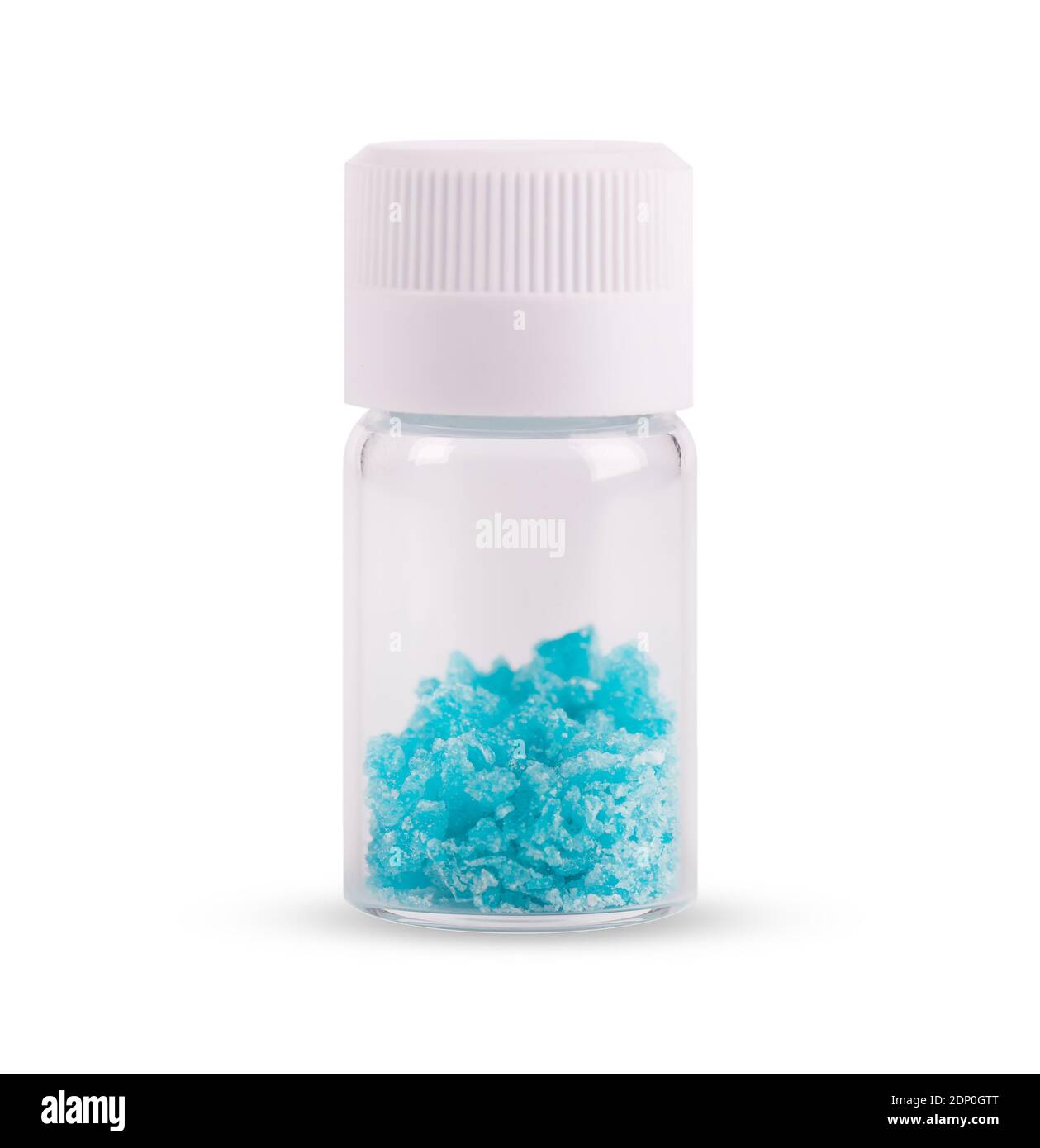 Blue Crystal methamphetamine auf weißem Hintergrund. Blue Ice, Badesalz, Droge. Blau meth. Stockfoto