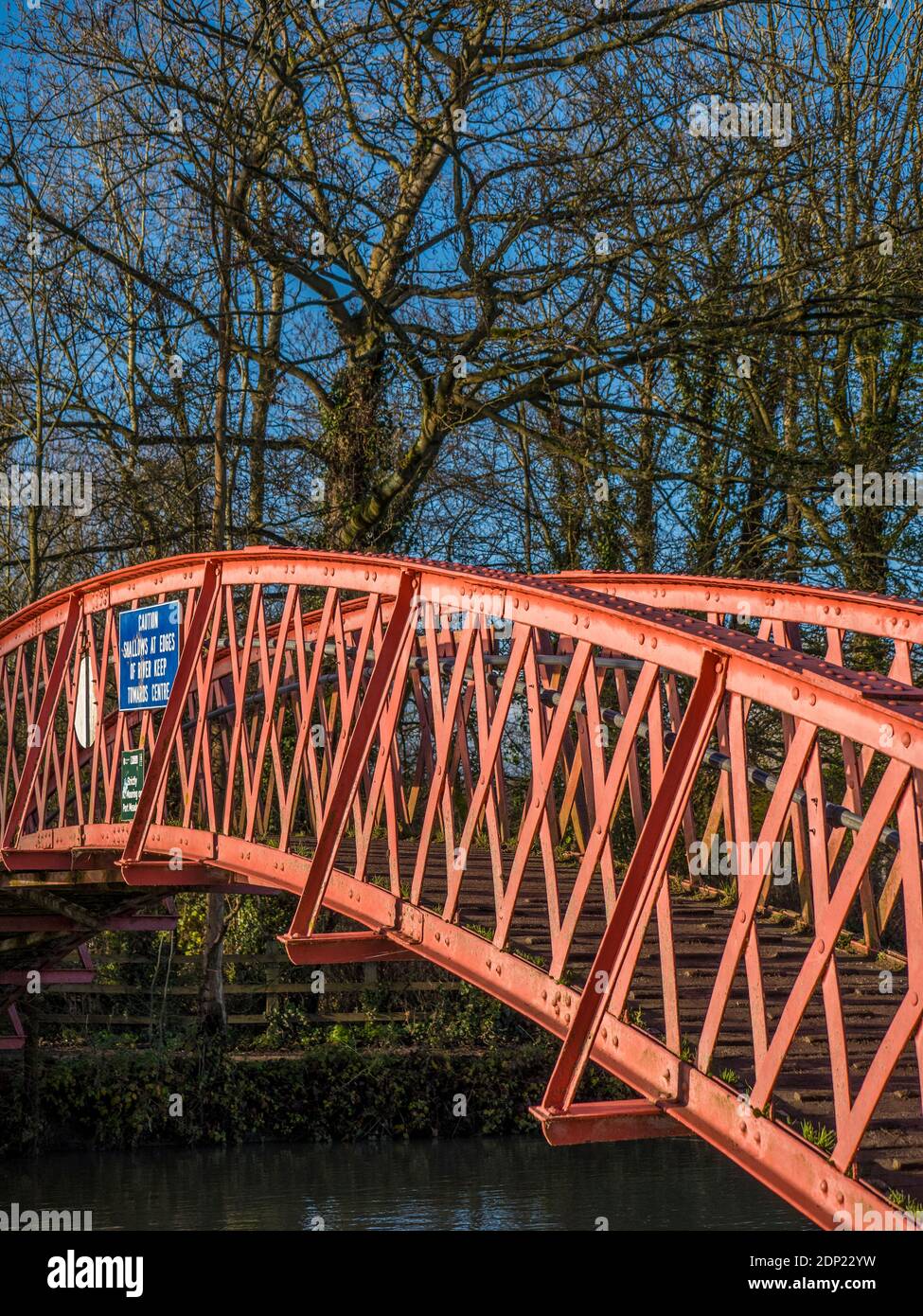 Red Footbridge, Port Meadow, Themse, Thames Path, Oxford, Oxfordshire, England, Großbritannien, GB. Stockfoto