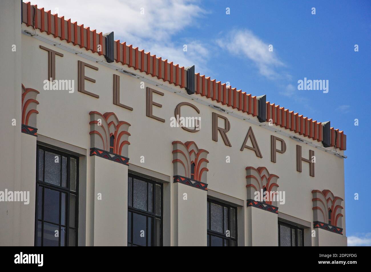 Der Daily Telegraph Gebäudefassade, Tennyson Street, Napier, Hawkes Bay, North Island, Neuseeland Stockfoto