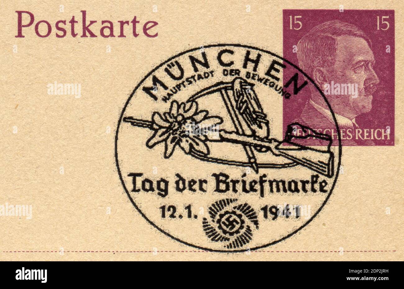DEUTSCHLAND - UM 1941: Briefmarke gedruckt in Deutschland, zeigt das Porträt von Adolf Hitler - einem deutschen Politiker, Führer von Deutschland und der Nazi-Partei, um 1941 Stockfoto