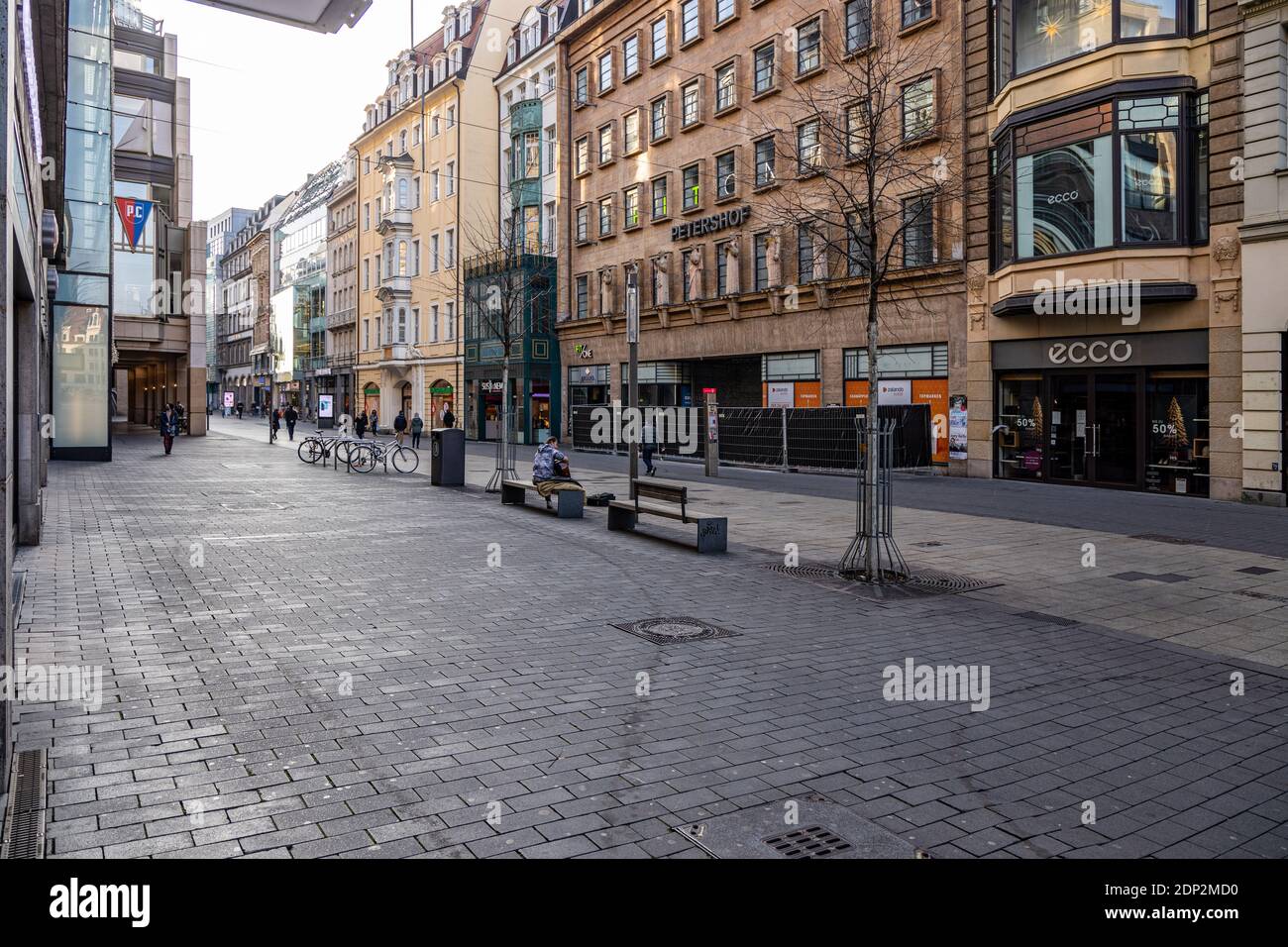 Leipzig, Deutschland, 12-16-2020, leere Restaurants und Geschäfte im Stadtzentrum wegen Corona/ Stockfoto