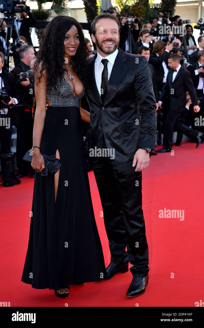 Daniela Beye und Samuel Le Bihan kommen im Palais des Festivals zur Vorführung des Films Inside Out im Rahmen der 68. Filmfestspiele von Cannes am 18. Mai 2015 in Cannes, Frankreich. Foto von Nicolas Briquet/ABACAPRESS.COM Stockfoto