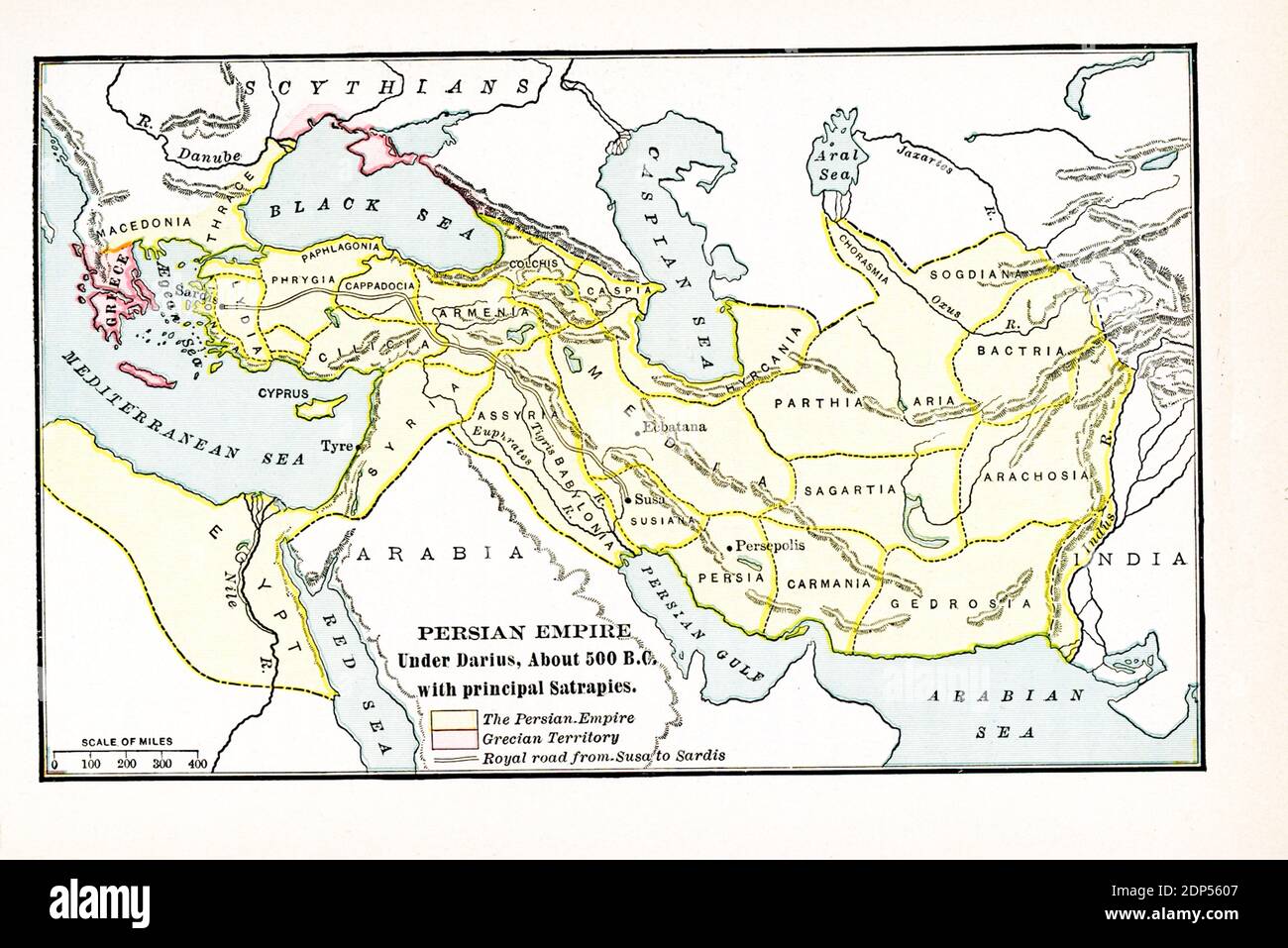 Persisches Reich unter Darius um 500 v. Chr. mit Hauptsatrapien. Die Legende für diese Karte aus dem frühen 20. Jahrhundert lautet: Gelb: Das persische Reich; Rosa: Griechisches Territorium Doppelte schwarze Linien: Königliche Straße von Susa nach Sardis Stockfoto