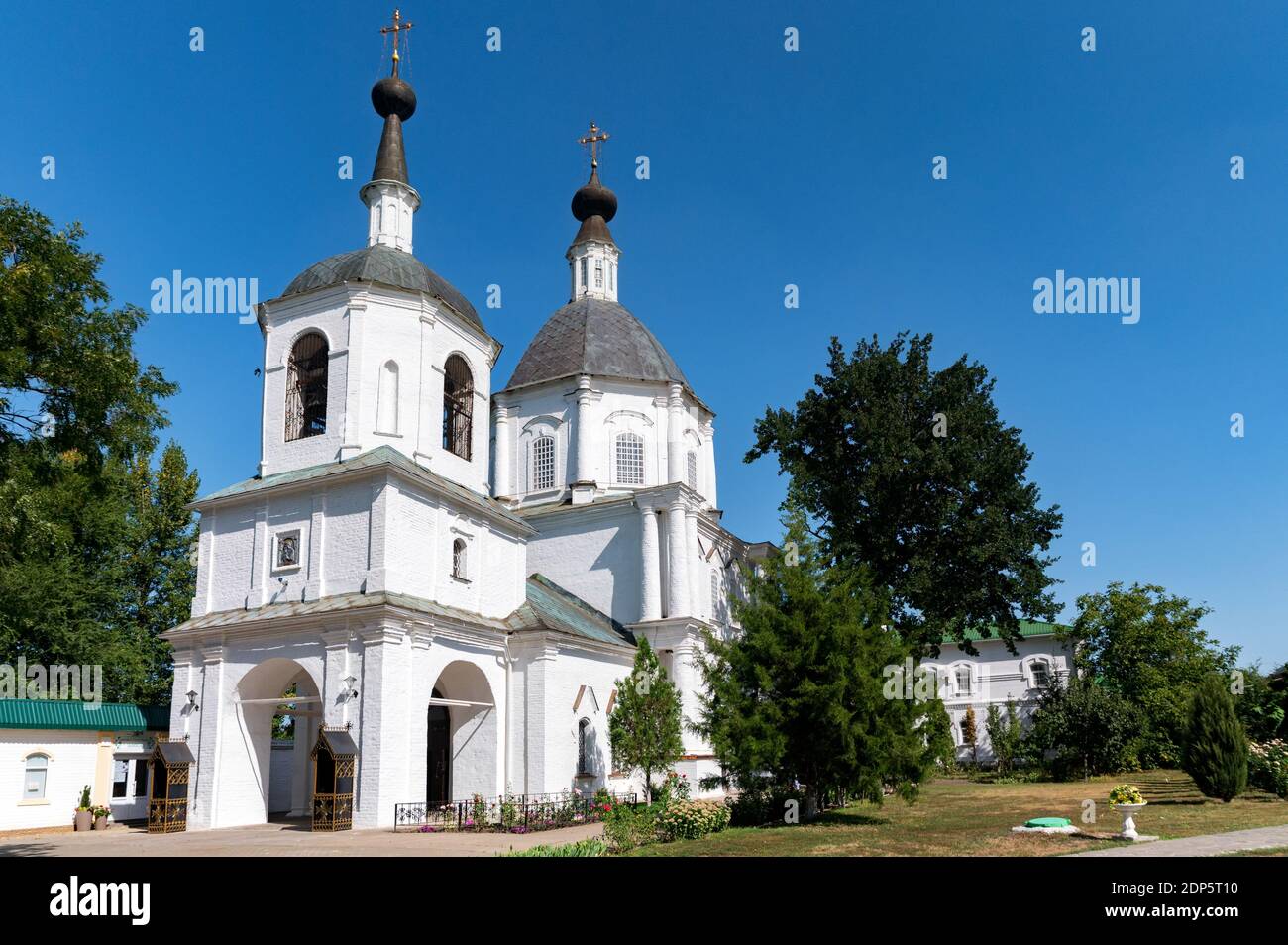 Starochrekassk Kloster zu Ehren der Donskoi Ikone der Mutter Gottes als Starotschrekassk Efremovsky Kloster bekannt Stockfoto