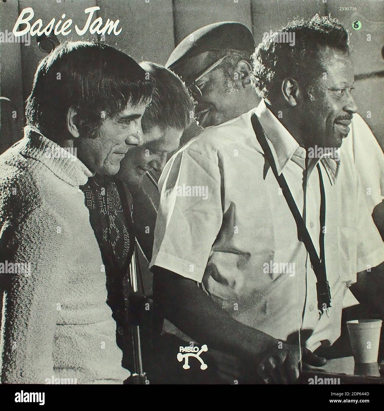 Basie Jam - Count Basie, Luoie Bellson, Ray Brown, JJ Johnson, Irving Ashby, Eddie Lockjaw Davis, Harry Edison, Zoot Sims, Norman Granz Pablo 2310 718, 1973 - Vintage Vinyl Album Cover Stockfoto
