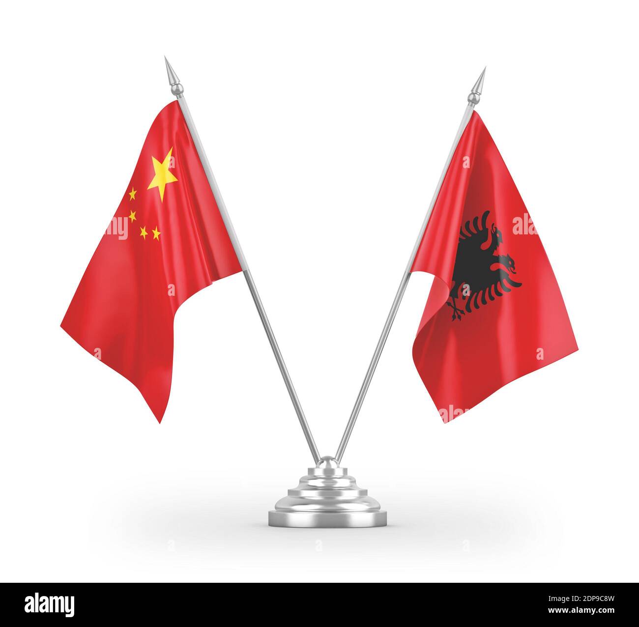Albanien und China Tischflaggen isoliert auf weißem 3D-Rendering Stockfoto