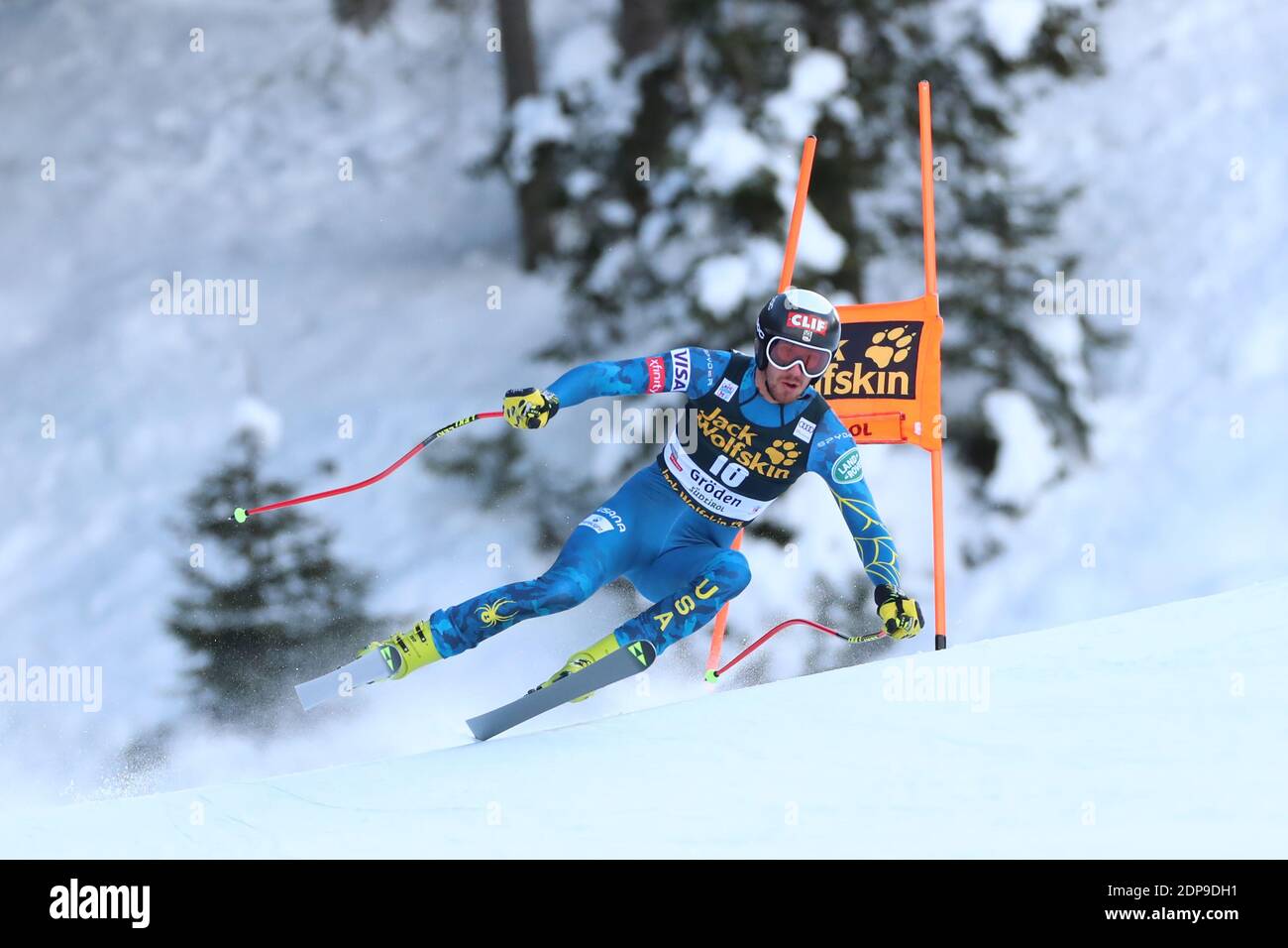 Gröden, Groeden, Italien. Dezember 2020. FIS Alpine Ski World Cup unter Covid-19 Sonderkonditionen 2. Herren Downhill Ski Event am 19/12/2020 in Gröden, Groeden, Italien. In Aktion Bryce Bennett (USA) (Foto: Pierre Teyssot/ESPA-Images) Kredit: Europäische Sport Fotoagentur/Alamy Live News Stockfoto