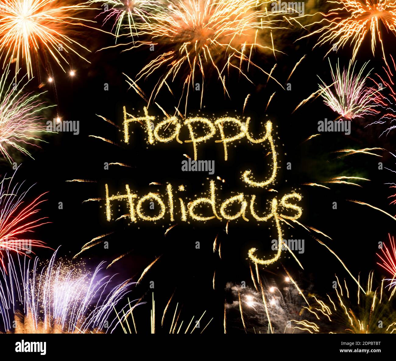 Neujahrsfeuerwerk Hintergrund, frohe Feiertage und Neujahrskonzept Stockfoto
