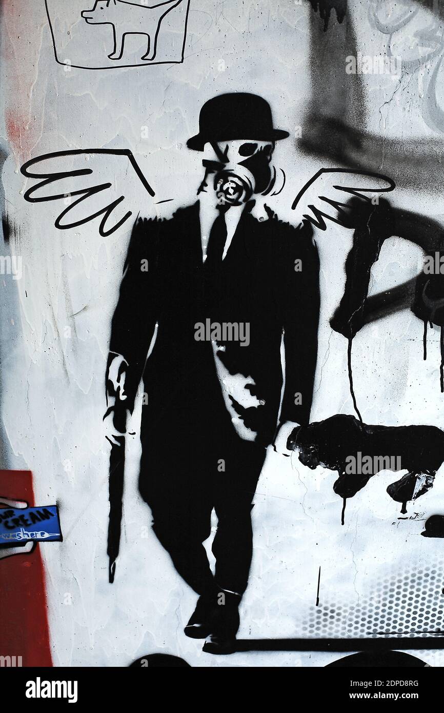 GROSSBRITANNIEN / London / Street Art / EINE U-Bahn gemalt Von Stencil-Künstlern auf einem riesigen neuen Ausstellungsraum geschaffen Von dem berühmten Graffiti-Künstler Banksy, in Lo Stockfoto