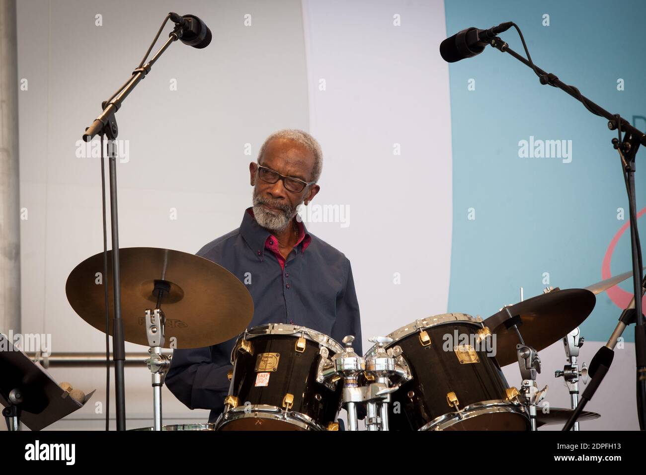 John Betsch tritt auf der Bühne während des 21. Paris Jazz Festival 2015 im Parc Floral in Paris, Frankreich. Am 04. Juli 2015. Foto von Audrey Poree/ ABACAPRESS.COM Stockfoto