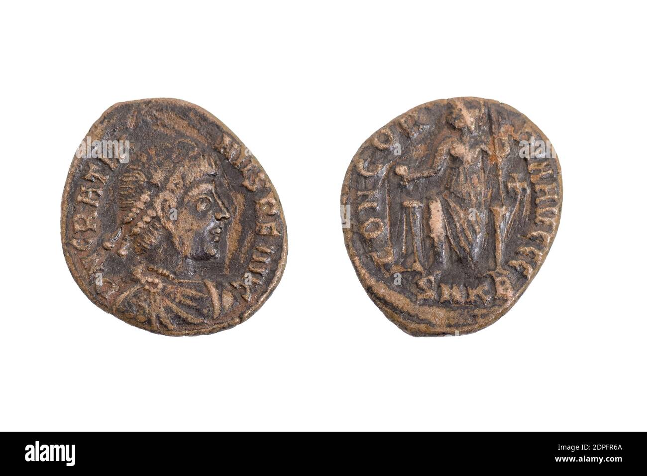 Alte alte alte Jahrgangsmünzmünzen Geld römische Bronze Kaiser Gratian 367 - 383 (Rückseite) Kaiser, der auf dem Thron sitzt und den Globus hält Stockfoto