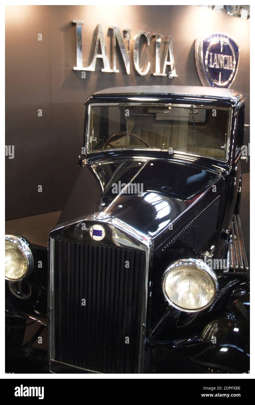 Turin, Piemont, Italien -7/02/2014 - AutoMotoRetro ist die jährliche periodische Messe für Liebhaber und Sammler von Oldtimern und Motorrädern und retro Stockfoto