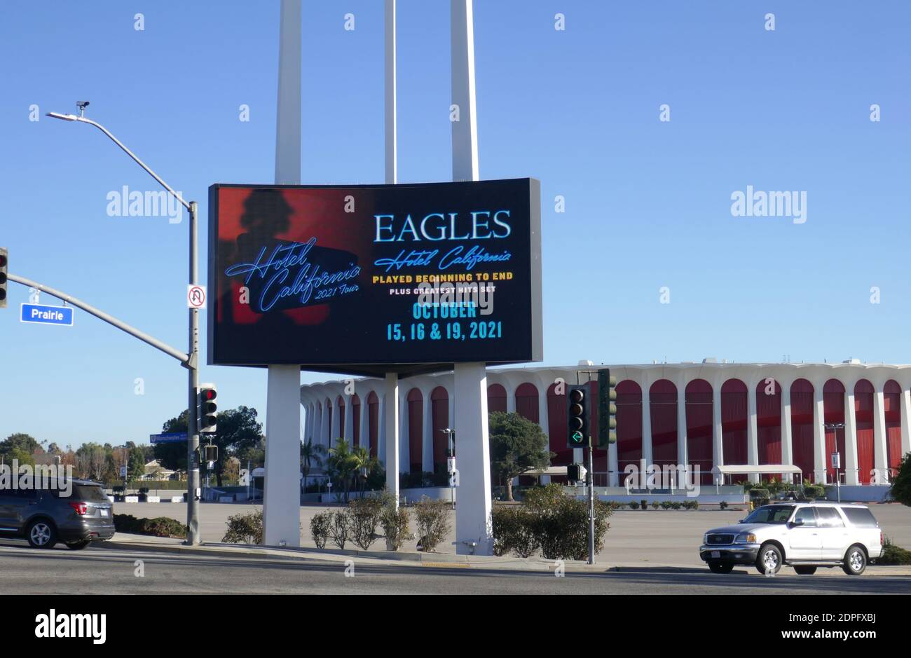 Inglewood, California, USA 18. Dezember 2020 EIN allgemeiner Blick auf die Atmosphäre des Eagles Hotel California 2021 Tour Marquee im Forum am 3900 W. Manchester Blvd am 18. Dezember 2020 in Inglewood, Kalifornien, USA. Foto von Barry King/Alamy Stockfoto Stockfoto