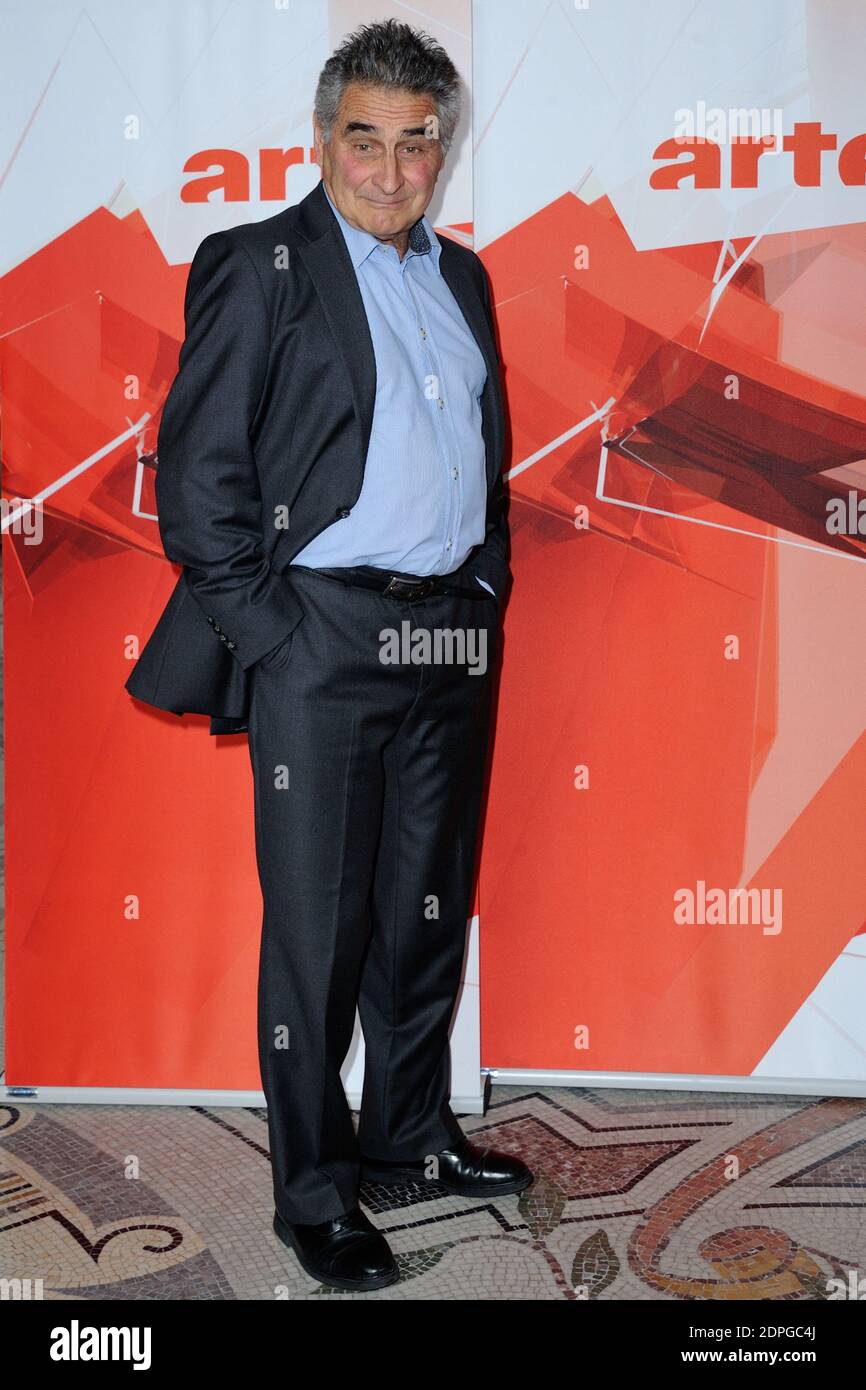 Jean-Christophe Victor posiert vor der Jahrespressekonferenz von Arte im Petit Palais in Paris, Frankreich, am 25. August 2015. Foto von Aurore Marechal/ABACAPRESS.COM Stockfoto