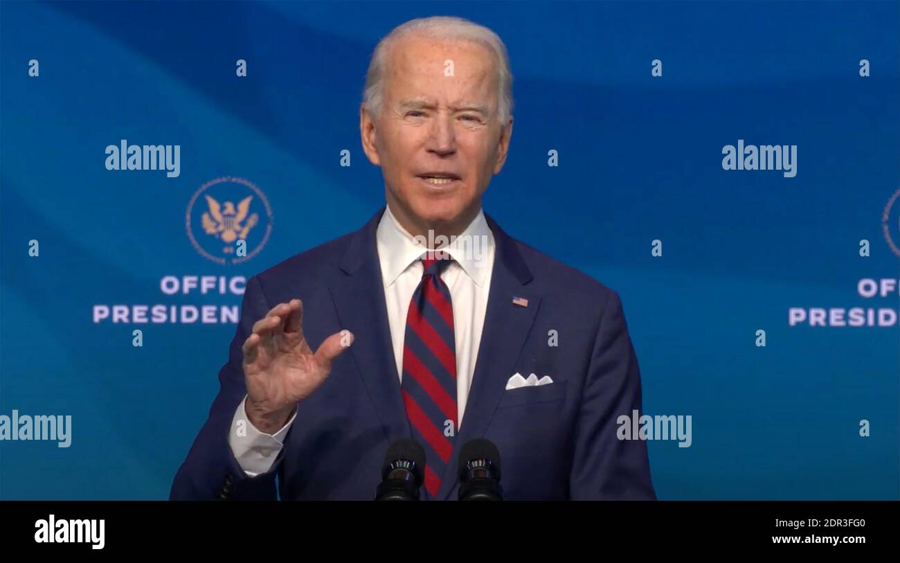 Der designierte US-Präsident Joe Biden hält am Samstag, den 19. Dezember 2020, vom Queen Theatre in Wilmington, Delaware, eine Rede, in der er Mitglieder seiner „Schlüsselnominierungen und Ernennungen des Klima- und Energieteams“ ankündigt. Quelle: Biden Transition TV via CNP /MediaPunch Stockfoto