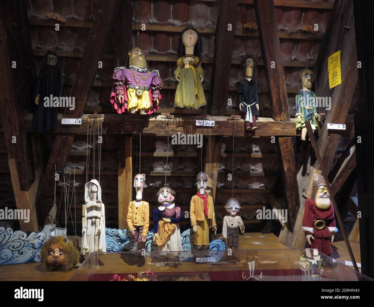 Das Marionettemuseum beherbergt eine Ausstellung der alten tschechischen Marionetten und kompletten Puppentheater aus der zweiten Hälfte des 19. Jahrhunderts. Stockfoto