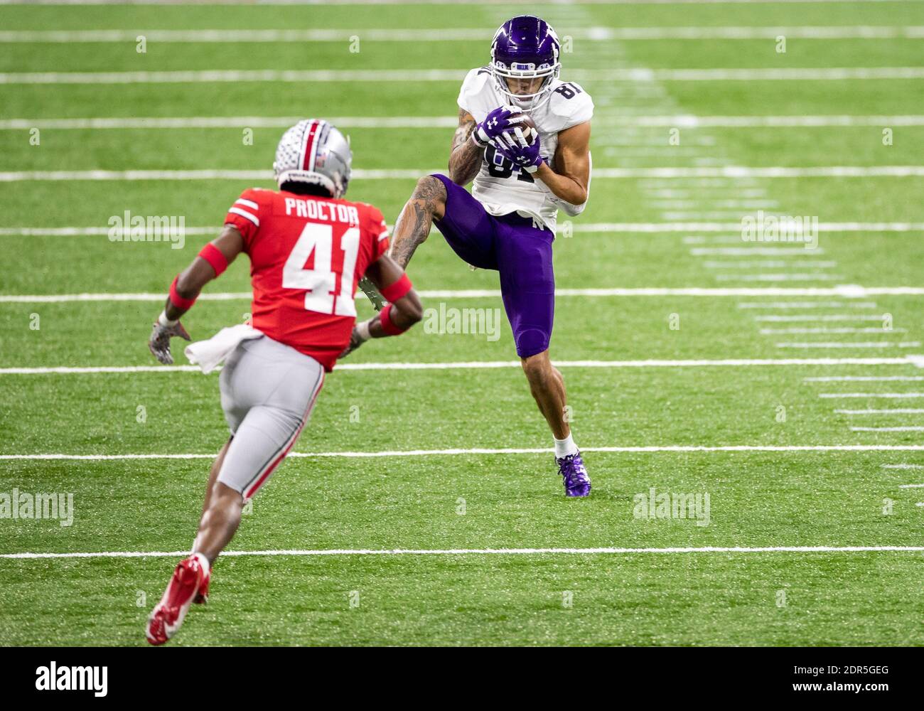 Josh Bowman Stockfotos Und Bilder Kaufen Alamy