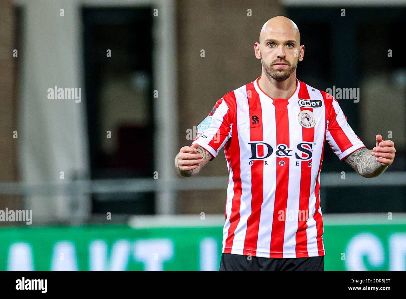 ROTTERDAM, NIEDERLANDE - DEZEMBER 19: Bryan Smeets von Sparta Rotterdam während des niederländischen Eredivisie-Spiels zwischen Sparta Rotterdam und FC Groningen AT Stockfoto