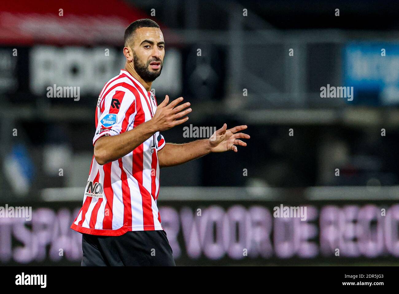 ROTTERDAM, NIEDERLANDE - DEZEMBER 19: Adil Auassar von Sparta Rotterdam während des niederländischen Eredivisie-Spiels zwischen Sparta Rotterdam und FC Groningen AT Stockfoto