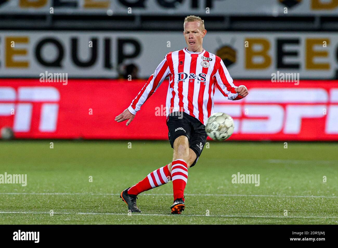 ROTTERDAM, NIEDERLANDE - DEZEMBER 19: Tom Beugelsdijk von Sparta Rotterdam während des niederländischen Eredivisie-Spiels zwischen Sparta Rotterdam und FC Groningen Stockfoto