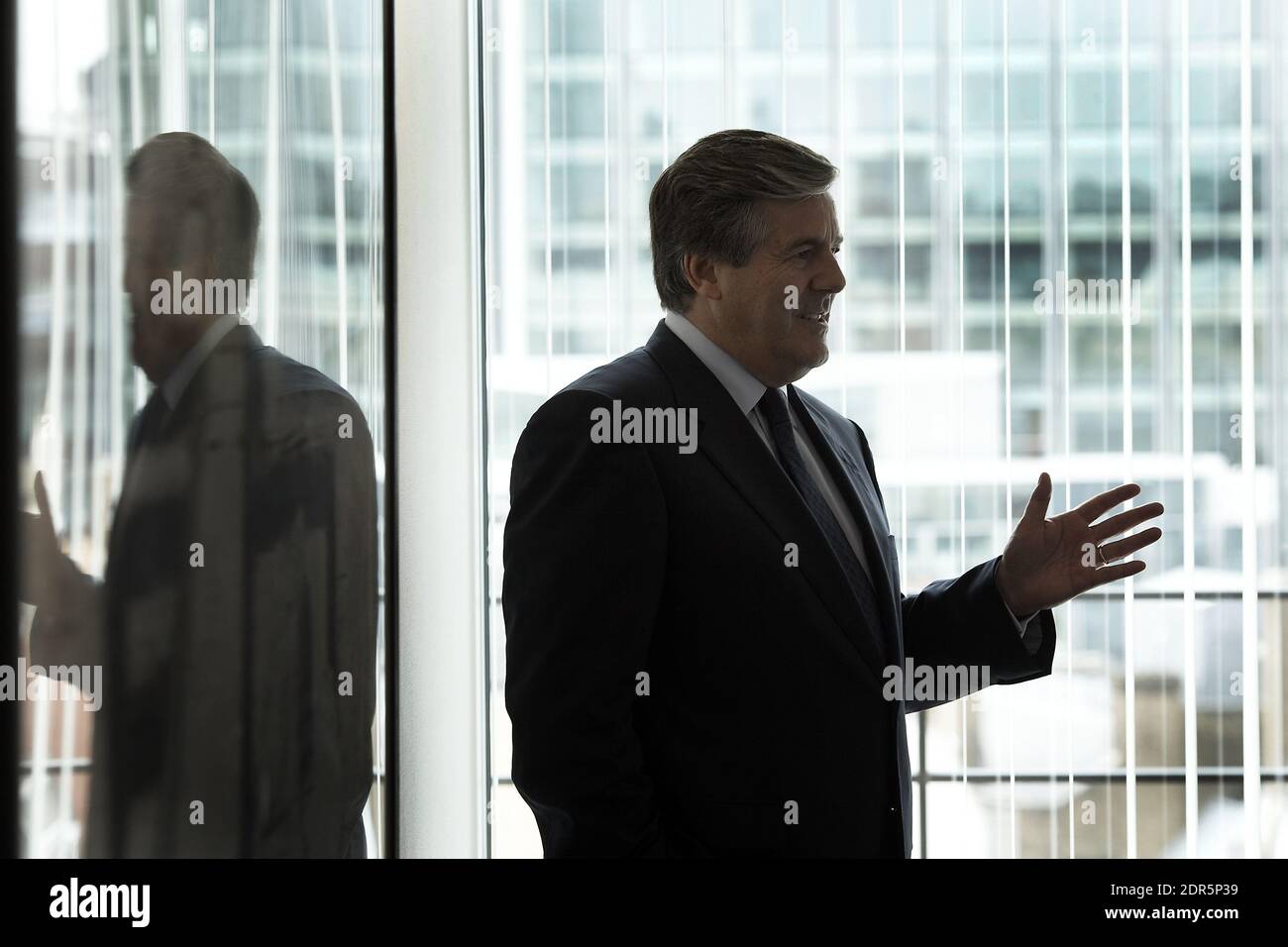 Großbritannien /London / Dr. Josef Ackermann /Vorstandsvorsitzender/Direktor der Deutschen Bank AG im Büro der Deutschen Bank in London Stockfoto