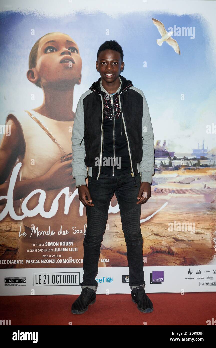 Azize Diabate Abdoulaye lors de la Premiere du Film Adama a l’UGC Cine Cite Les Halles, Paris, France le 15 octobre 2015. Foto Maxime Reynaud/APS Media/ABACAPRESS.COM Stockfoto