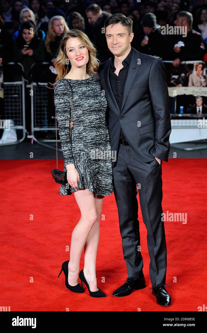 Ashley Hinshaw und Topher Grace bei der Premiere von "Truth" im Rahmen des 59. BFI London Film Festival am 17. Oktober 2015 auf dem Odeon Leicester Square in London, England. Foto von Aurore Marechal/ABACAPRESS.COM Stockfoto