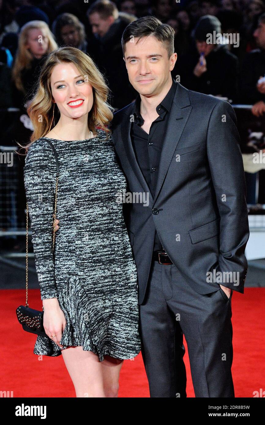 Ashley Hinshaw und Topher Grace bei der Premiere von "Truth" im Rahmen des 59. BFI London Film Festival am 17. Oktober 2015 auf dem Odeon Leicester Square in London, England. Foto von Aurore Marechal/ABACAPRESS.COM Stockfoto