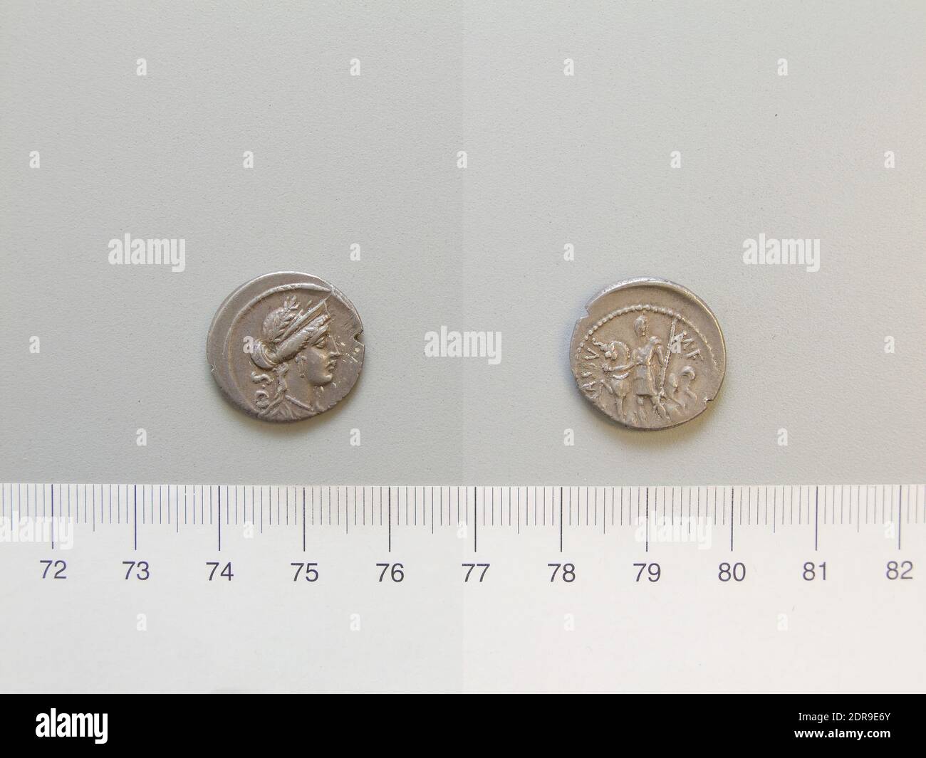 Münzstätte: Rom, Magistrat: P. Licinius M.f. Crassus, Denarius aus Rom, 55 v. Chr., Silber, 3.88 g, 11:00, 18.6 mm, Made in Rome, Italy, Roman, 1. Jahrhundert v. Chr., Numismatik Stockfoto