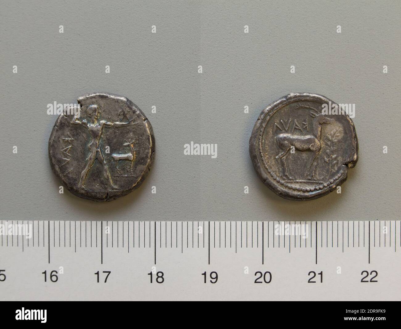 Münzstätte: Caulonia, Stater aus Caulonia, 420–410 v. Chr., Silber, 8.09 g, 9:00, 20 mm, hergestellt in Caulonia, Bruttium, Griechisch, 5. Jahrhundert v. Chr., Numismatik, Numismatik Stockfoto