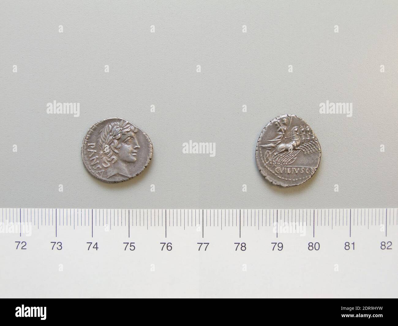 Münzstätte: Rom, Magistrat: C. Vibius Pansa, Denarius aus Rom, 90 v. Chr., Silber, 4.04 g, 10:00, 20 mm, Made in Rome, Italy, Roman, 1. Jahrhundert v. Chr., Numismatik Stockfoto