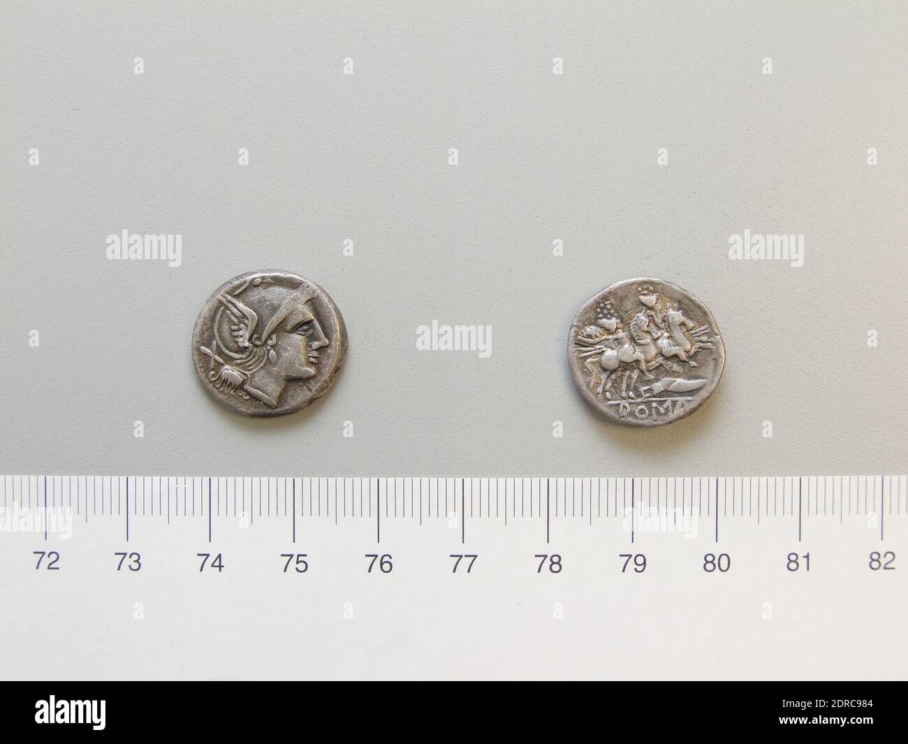 Denar aus dem Römischen Reich, 211–208 v. Chr., Silber, 4.12 g, 6:00, 18 mm, hergestellt im Römischen Reich, römisch, 3. Jahrhundert v. Chr., Numismatik Stockfoto