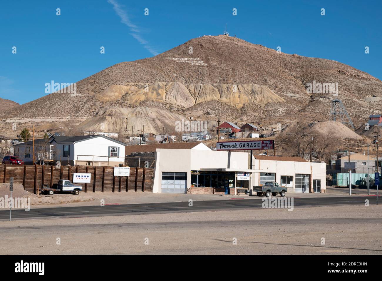 Tonopah ist eine alte Bergbaustadt in Nye County, NV, USA. Es liegt in der Wüste und ist bekannt, dass es heimgesucht wird. Stockfoto