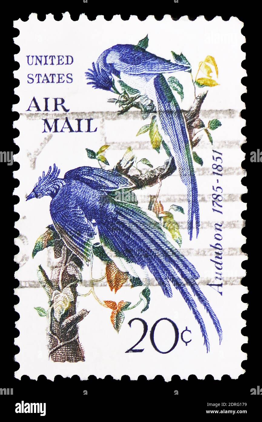 MOSKAU, RUSSLAND - 10. FEBRUAR 2019: Eine in den USA gedruckte Briefmarke zeigt Audubon - Schwarzkehliger Elster-jay (Calocitta colliei), Flugpost 1952-1967 Stockfoto