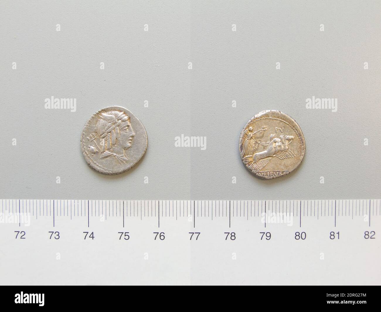 Münzstätte: Rom, Magistrat: L. Iulius Bursio, Denarius aus Rom, 85 v. Chr., Silber, 3.97 g, 5:00, 19.2 mm, Made in Rome, Italy, Roman, 1. Jahrhundert v. Chr., Numismatik Stockfoto