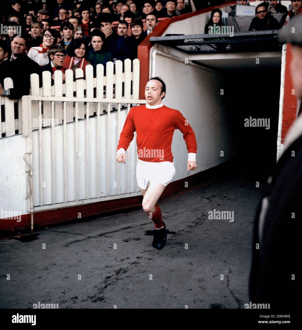 Aktenfoto vom 08-03-1969 von Nobby Stiles, Manchester United. Stockfoto