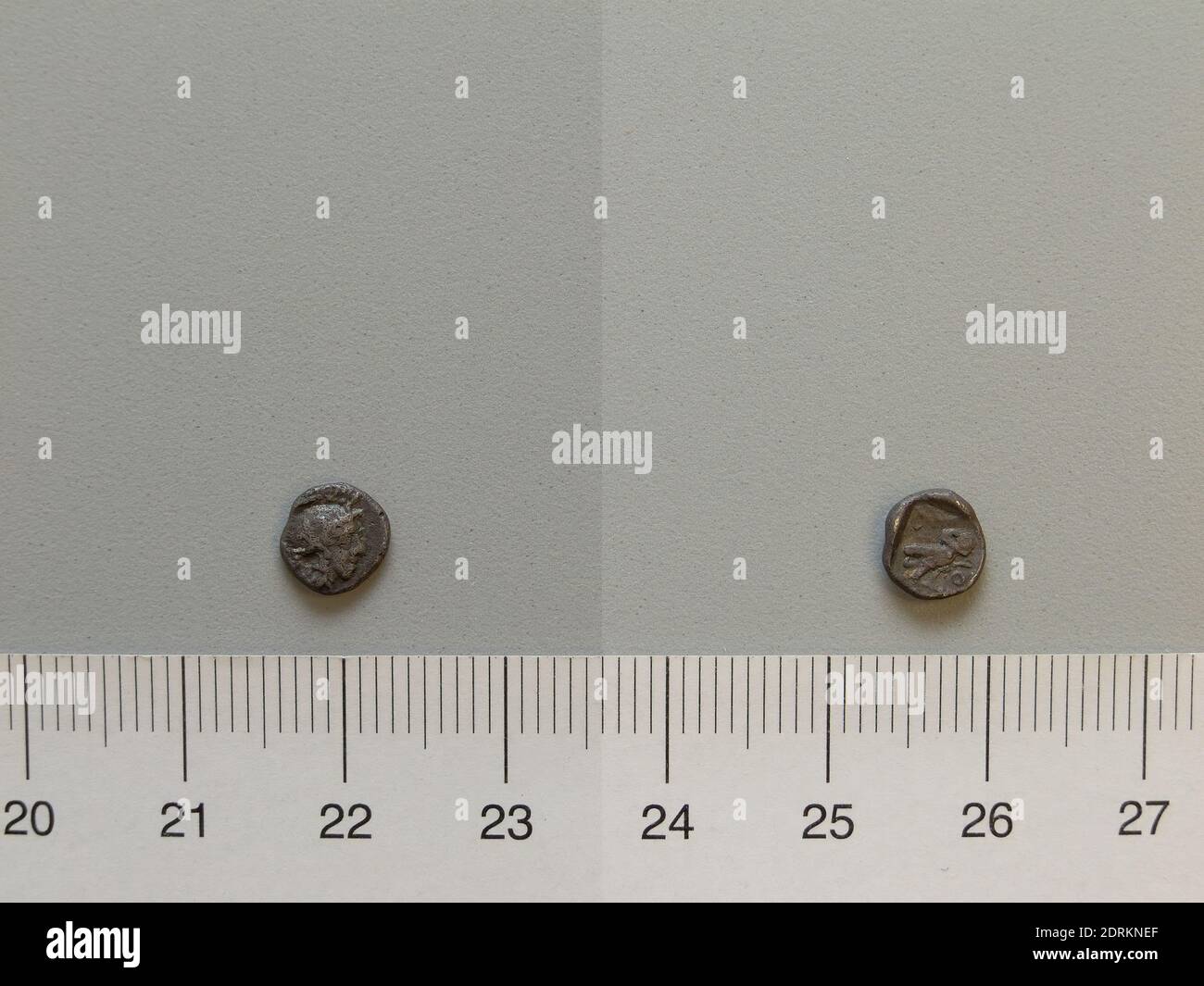 Münzstätte: Clarentza, Hemiobol von Clarentza, 459 v. Chr.–431 v. Chr., Silber, 0,38 g, 9:00, 6.9 mm, hergestellt in Clarentza, Peloponnes, Griechisch, 5. Jahrhundert v. Chr., Numismatik Stockfoto